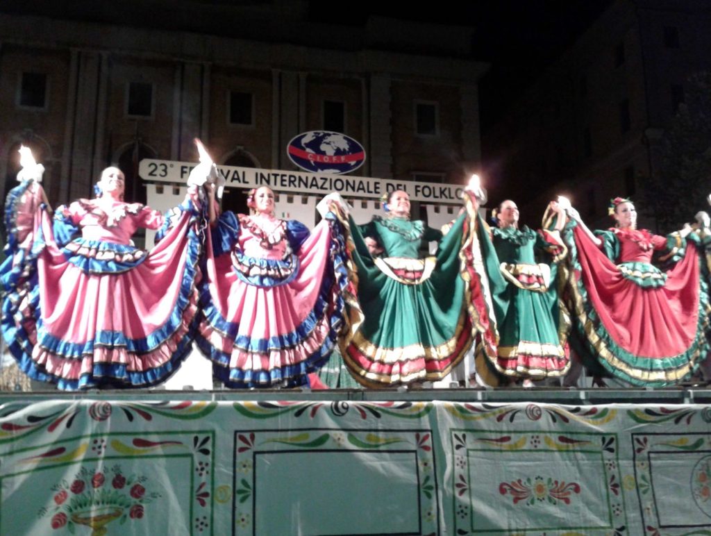 Grande pubblico ad Ancona per il Festival del Folklore