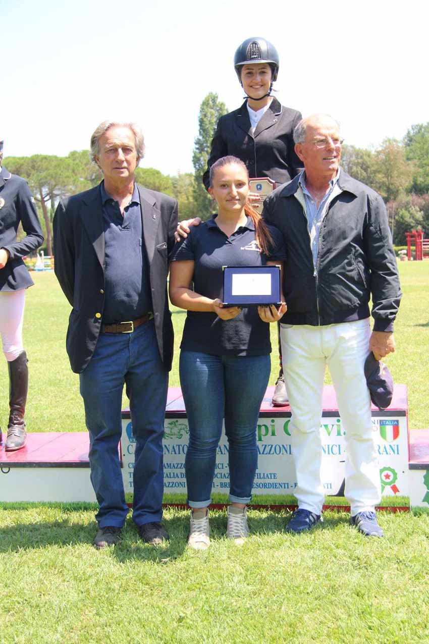 Castelfidardo trionfa ai Campionati italiani di equitazione con Carlotta Barontini