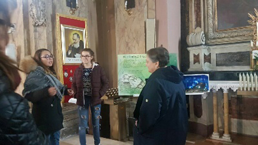 Ancona, nella chiesa di San Biagio allestita una mostra sul significato del Presepe