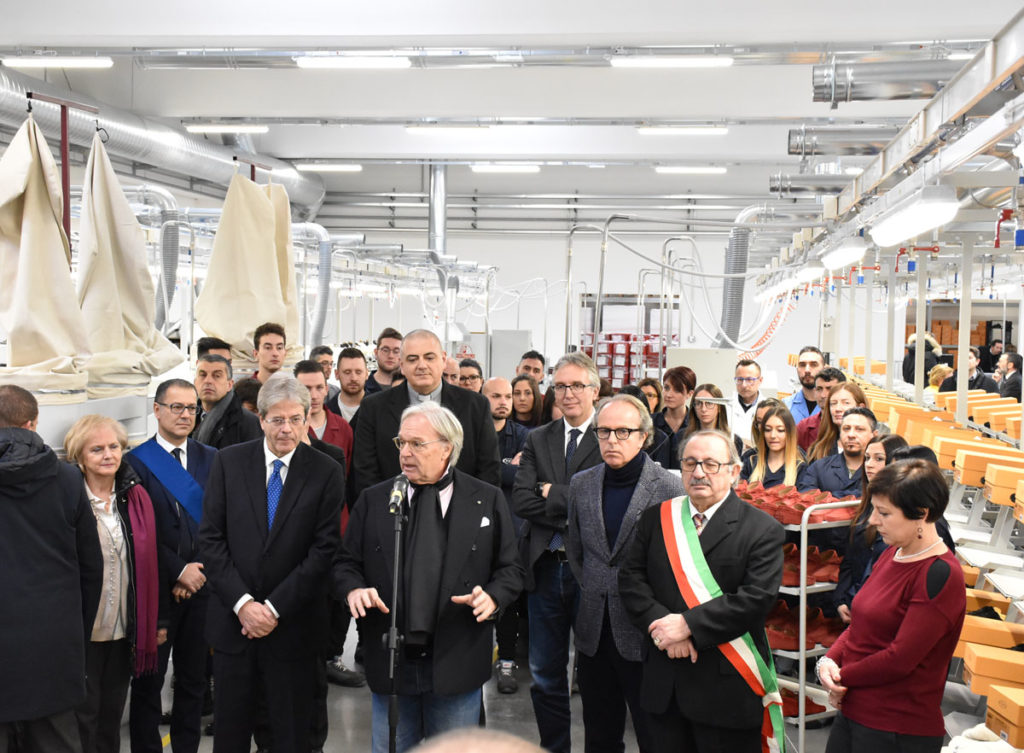 Inaugurata ad Arquata del Tronto dal presidente Gentiloni la nuova fabbrica della Tod's