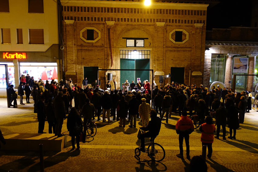 Matteo Ricci presenta a Pesaro la “piazza della creatività”