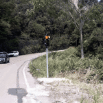 Impianto semaforico sulla strada che conduce a Portonovo