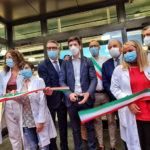 A Pesaro il ministro Speranza inaugura la rinnovata farmacia comunale di via Giolitti