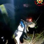 ASCOLI-PICENO-cani-in-un-dirupo-recuperati2021-12-05