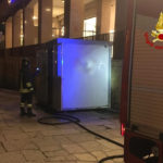Incendio in serata nel container di un’azienda impegnata nei lavori stradali