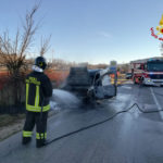 Autocarro in fiamme alla periferia di Ancona