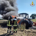 OSIMO trattore in fiamme2022-08-25