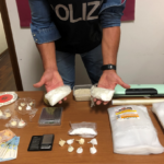 Porta la cocaina da Rimini a Pesaro, trentatreenne arrestato dalla Polizia