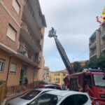 Incendio in un appartamento ad Ancona, un intossicato portato in ospedale per accertamenti